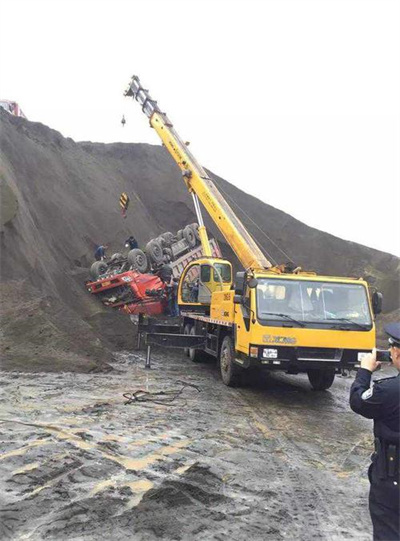 东河区上犹道路救援